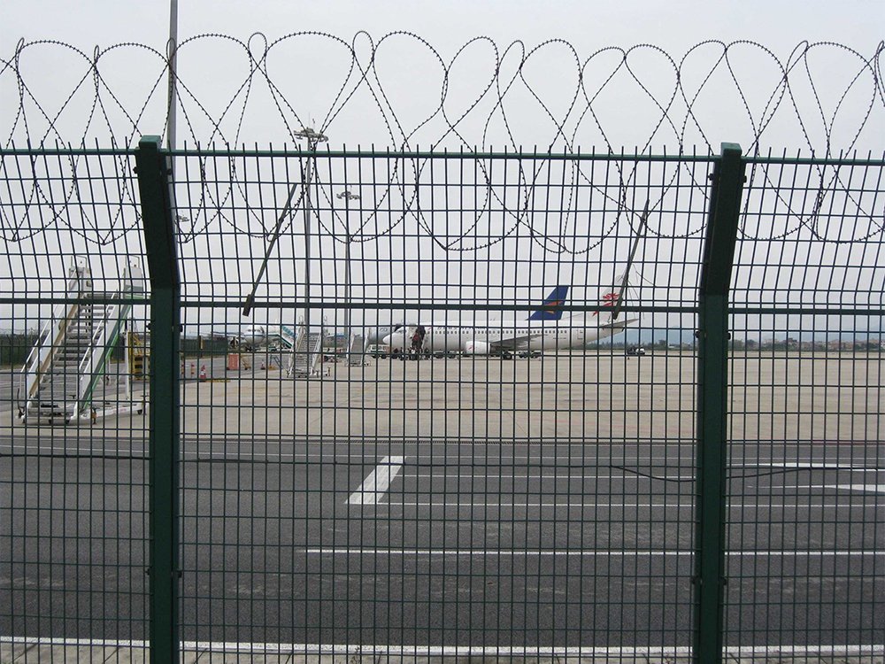 機(jī)場隔離網(wǎng) 機(jī)場隔離網(wǎng)